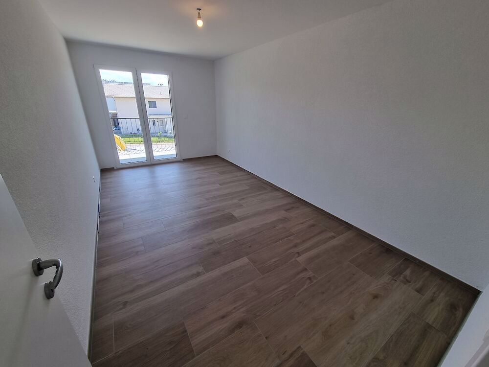 Modernes Reihenhaus in grüner Umgebung - Bild 5