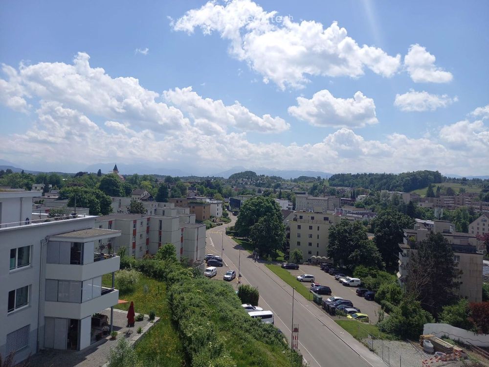 Moderne 3.5-Zimmer-Wohnung mit Panoramablick in Wetzikon - Bild 4