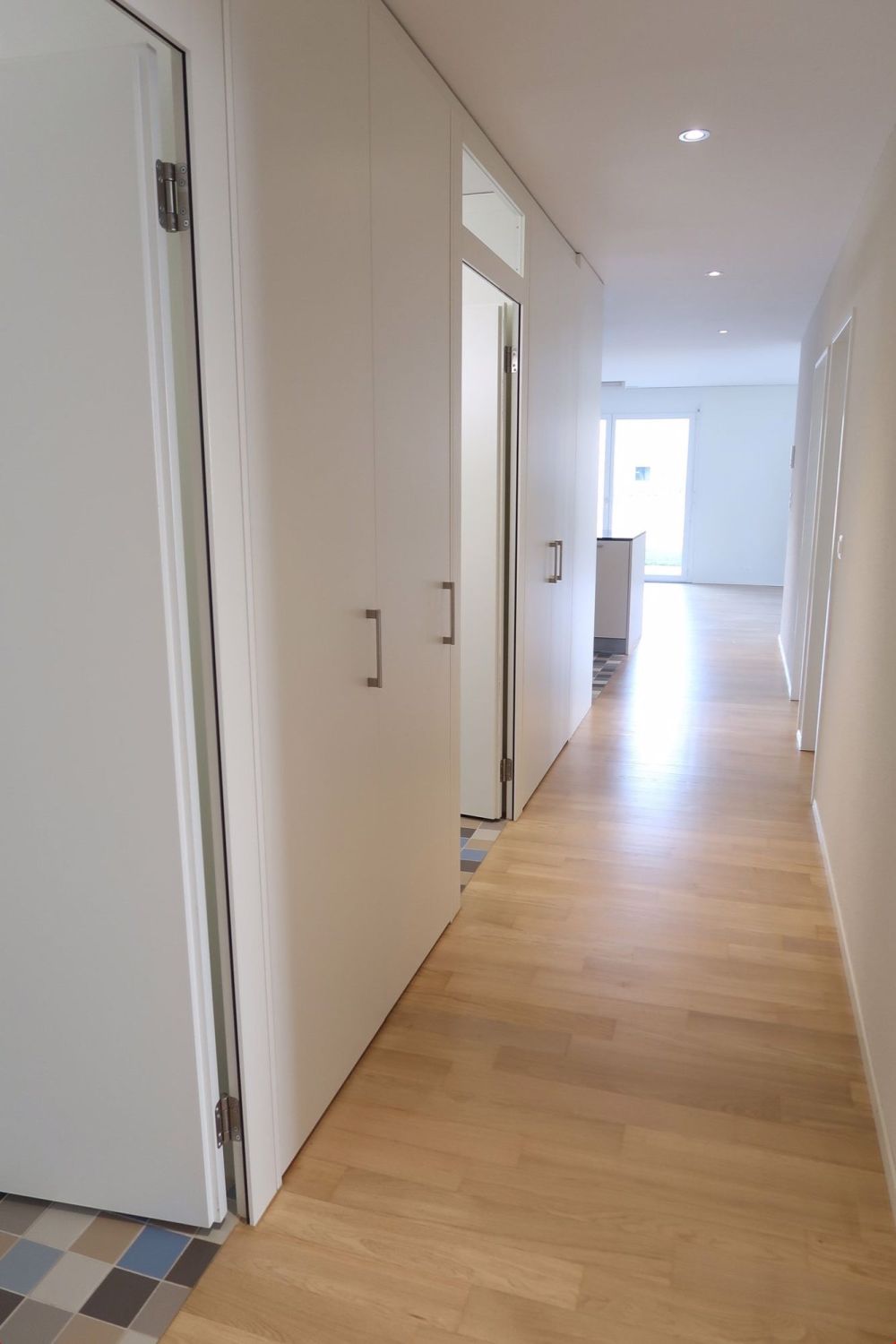 Moderne 2,5 Zimmer-Parterrewohnung - Bild 4