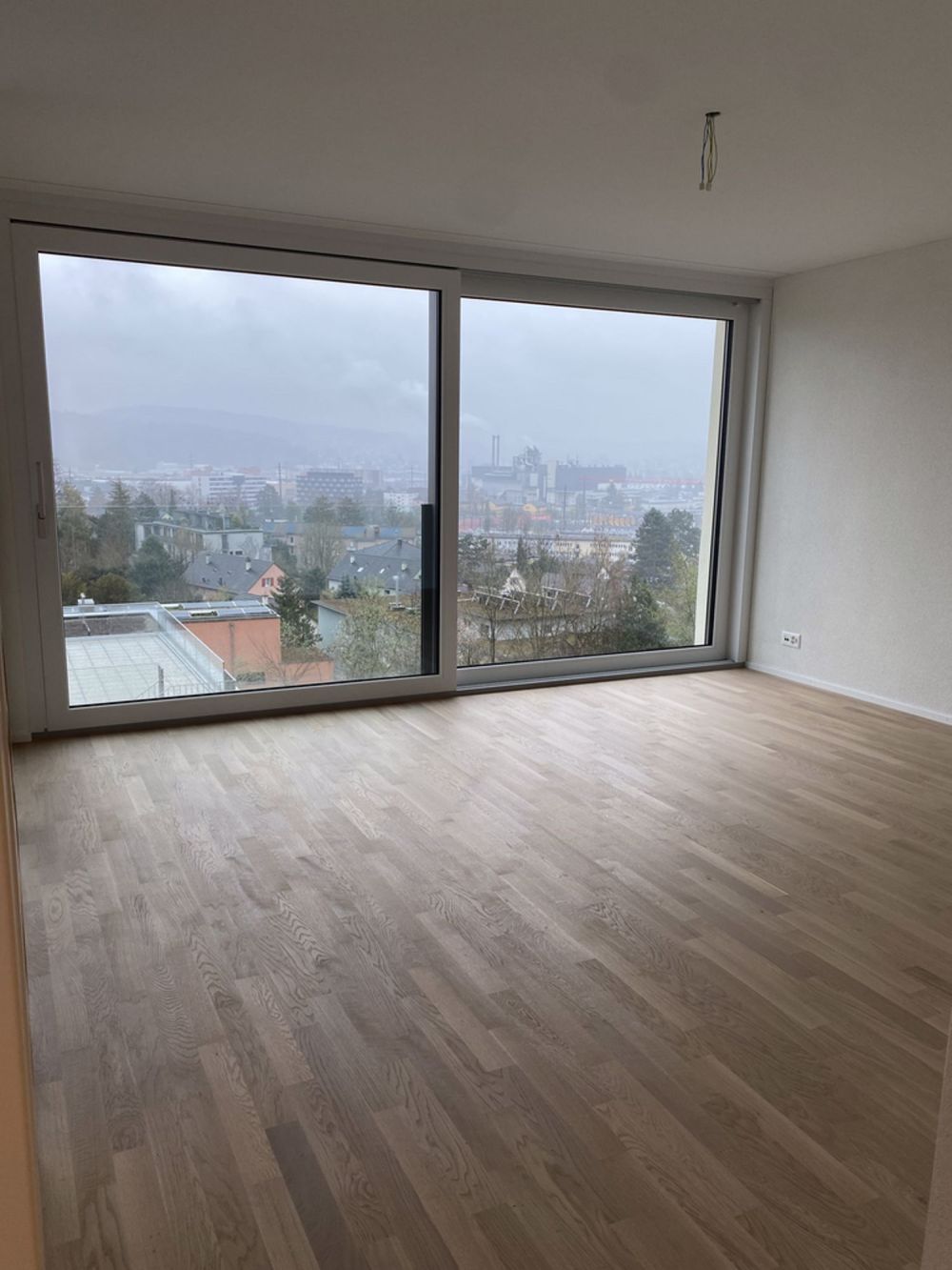 5.5-Zimmer-Maisonettewohnung mit Dachterrasse - Zimmer