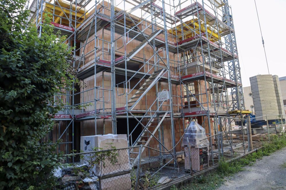 Neubau: 3 moderne 2 1/2 Zimmerwohnungen zu vermieten - Bild 3