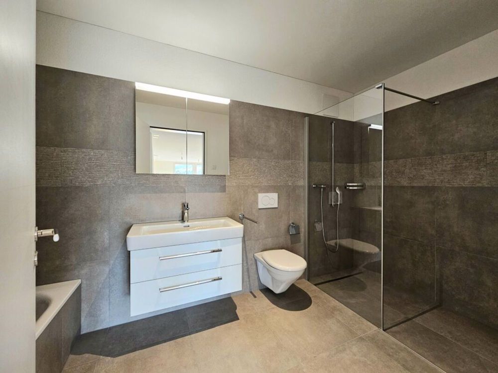 Neuwertige 2.5 Zimmer-Wohnung im Zentrum von Appenzell - Bild 5