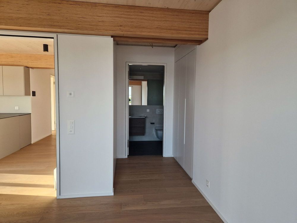 Moderne 4.5-Zimmer-Wohnung mit Panoramablick in Cham - Bild 7