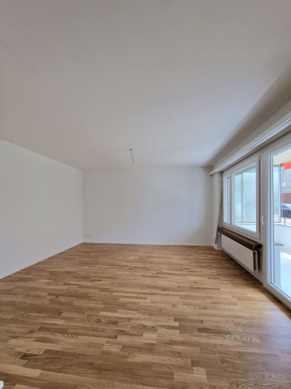 Die Gelegenheit! Erstbezug einer neu sanierten 3.5-Zimmerwohnung in Af - Wohnzimmer