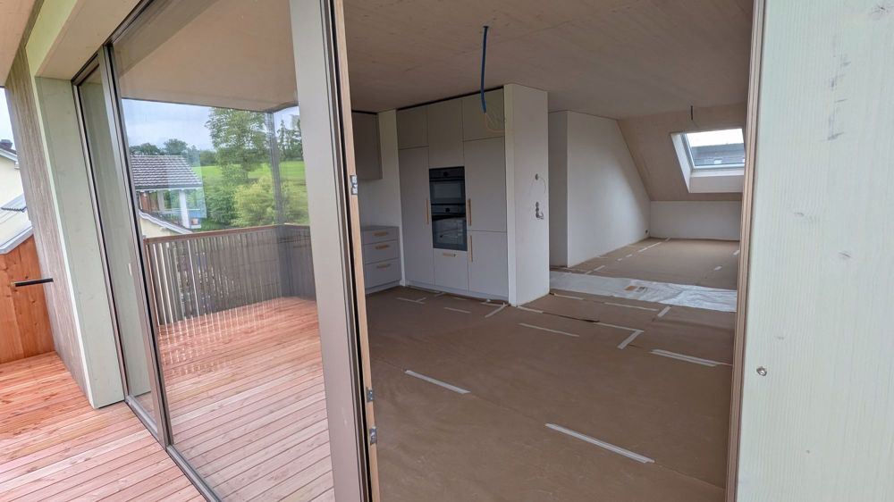 Neubau 5.5-Zimmer-Wohnung - Balkon - Küche