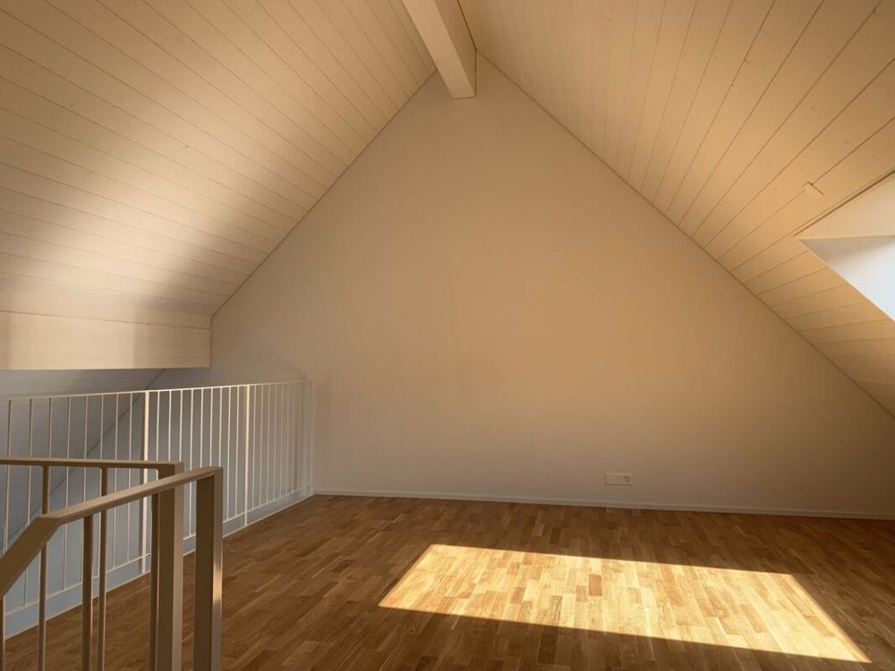 Vermietung einer schönen, zentral gelegenen 3½-Zimmer-Galeriewohnung mit Balkon - Bild 8