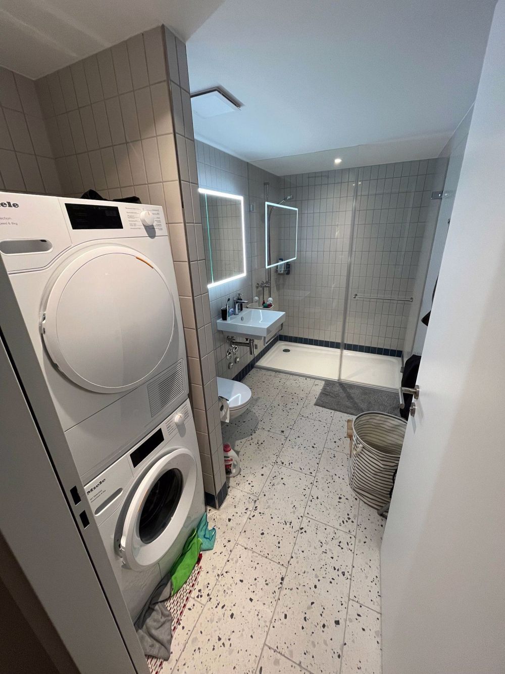 Modern 2.5 apartment in Wollishofen - Bild 5