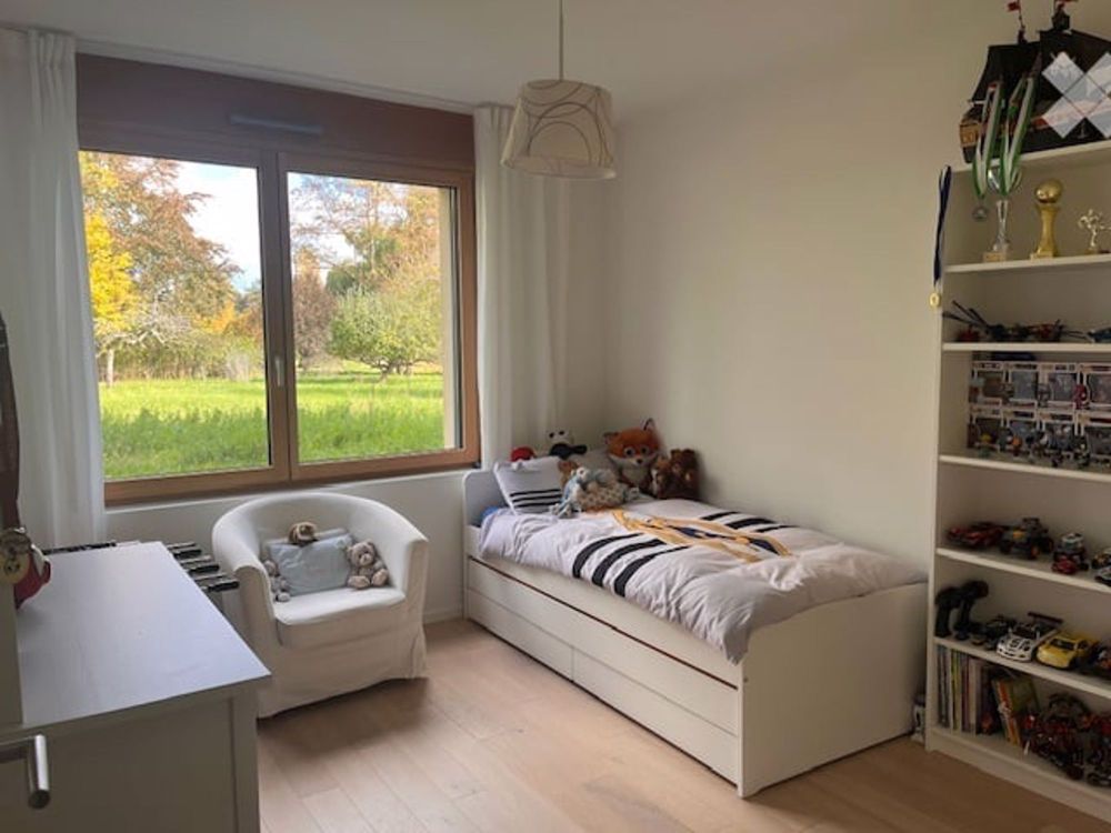 Zu vermieten – Superbe Apartment 4,5 Zimmer mit Garten und 2 Innenparkplätzen in Mies - Bild 4