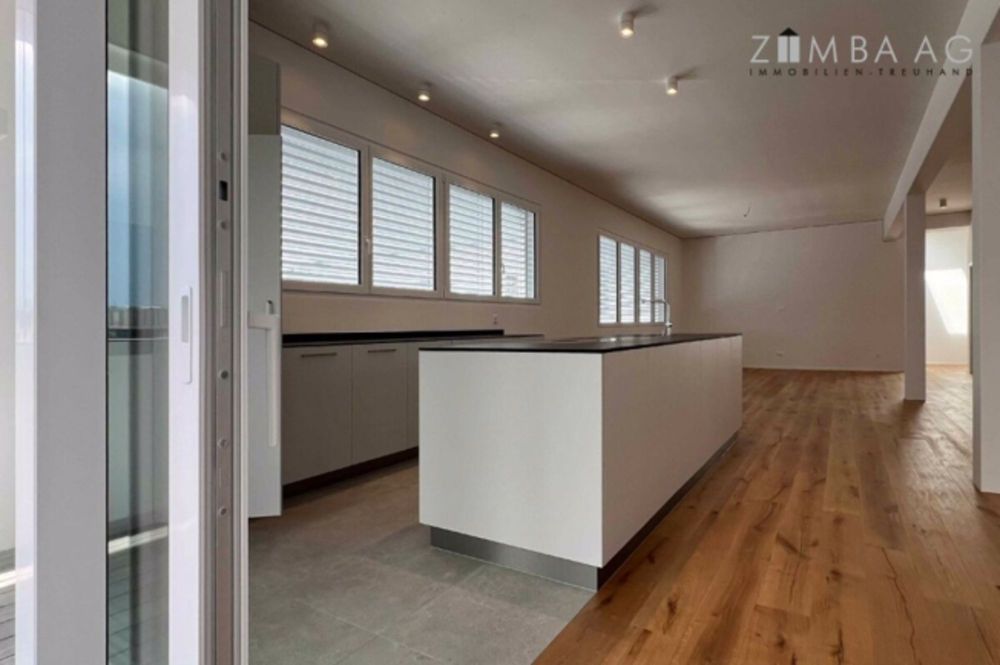 Im Thurgi-Center ganz oben brand-neue, stylische Attika-Loft 128 m² - Bild 7