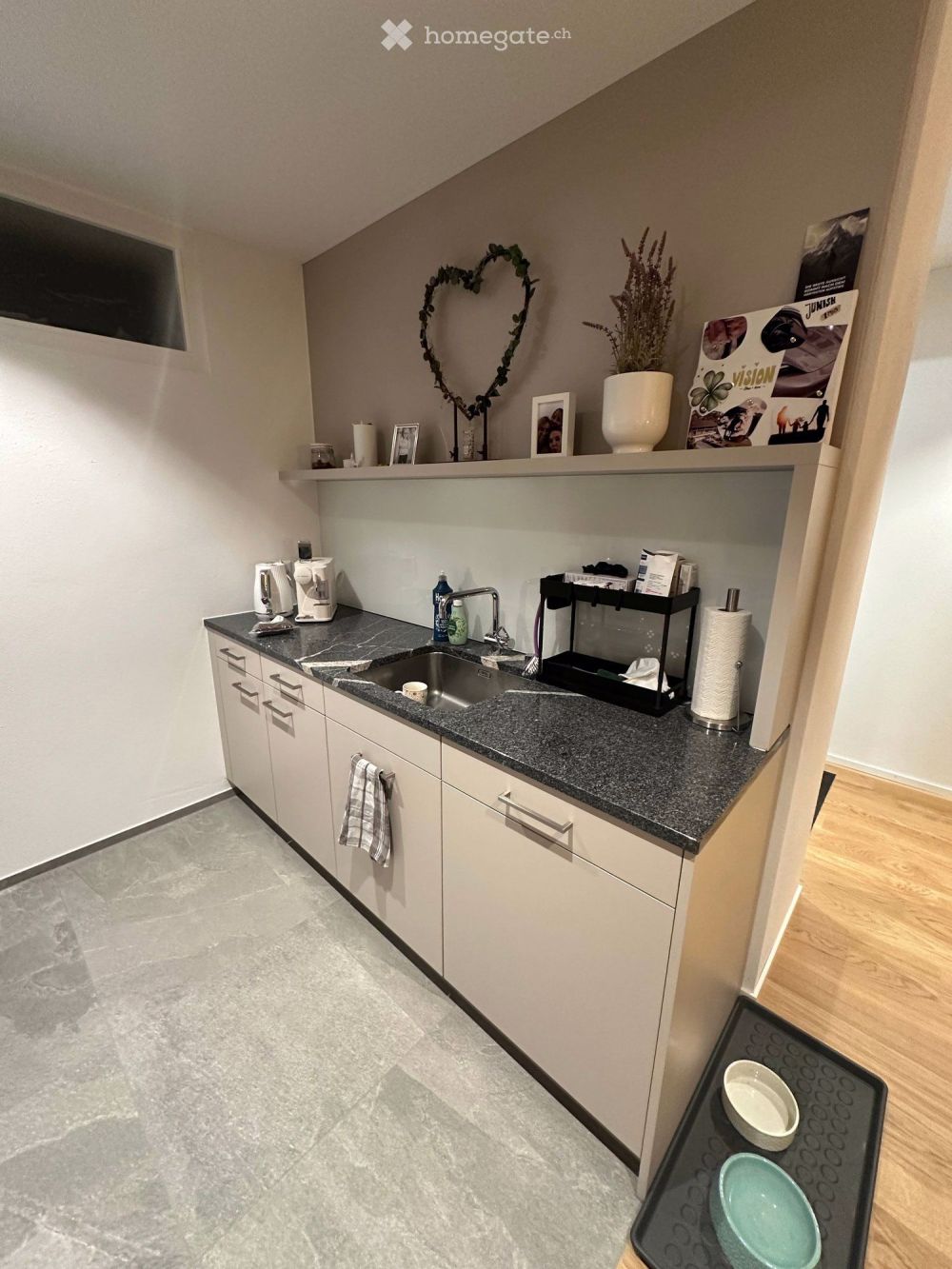 Moderne 2.5-Zimmer-Wohnung mit Balkon und Tiefgarage in Frauenfeld - Bild 2