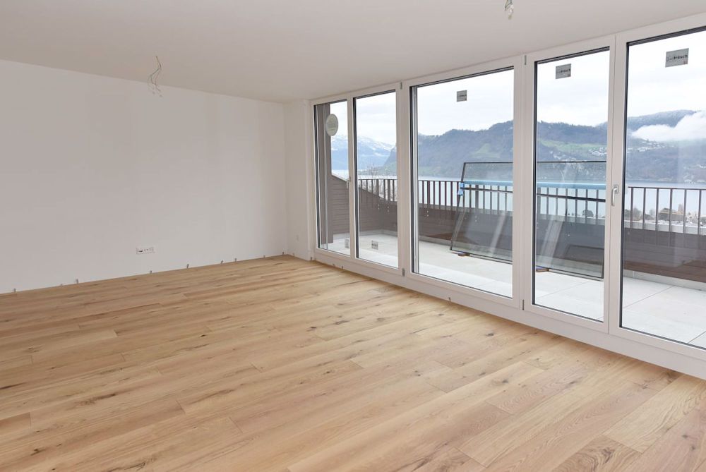 3.5 Zimmerwohnung mit toller Aussicht - Aussicht Wohnzimmer