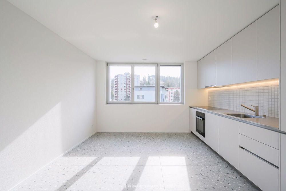 Très bel appartement de 3.5 pièces entièrement neuf avec balcon-loggia - Bild 1