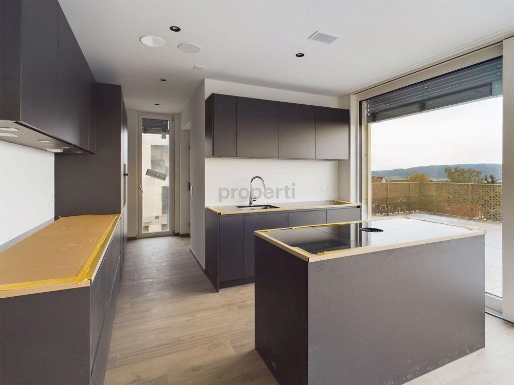 Penthouse-Perfektion: Exklusive 4.5 Zimmer Attikawohnung mit atemberaubender Aussicht in Herdern! - Image 3