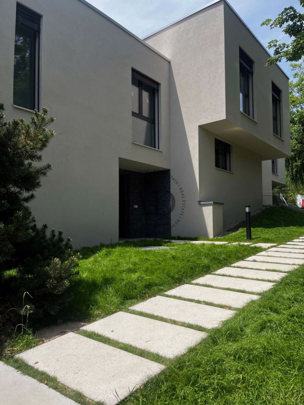 Duplex mit Garten - Bild 1