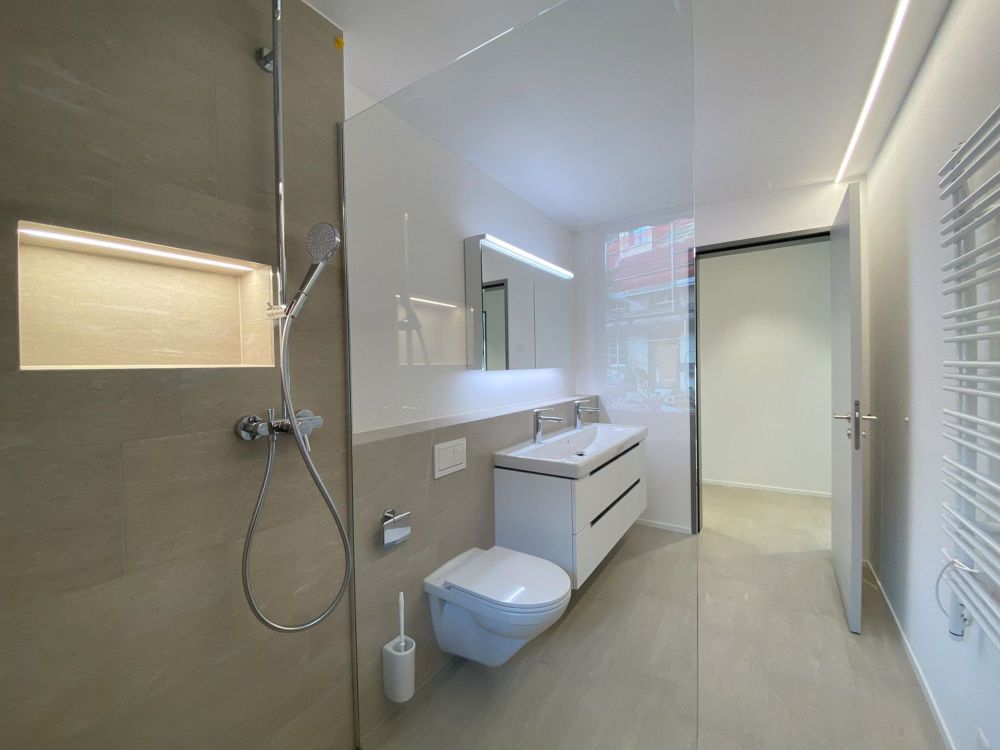 Praktische 5.5 Zimmerwohnung (EG WEST) im Eigentumsstandard - Bild 13