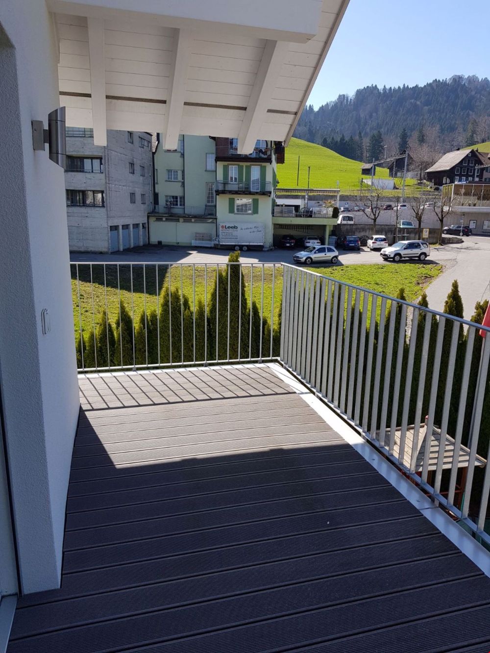 Hübsche, charmante 2.5 Zi Maisonette mit Balkon - per 1.9. - Bild 3