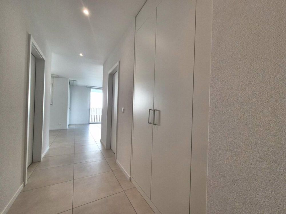 Berges 2 - 2,5-Zimmer-Wohnung im letzten Stock - Entrée