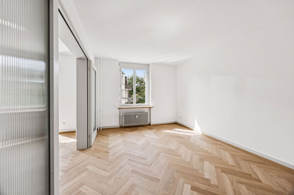 ERSTVERMIETUNG - attraktive 6-Zimmerwohnung im 2. OG mit Balkon - Bild 8