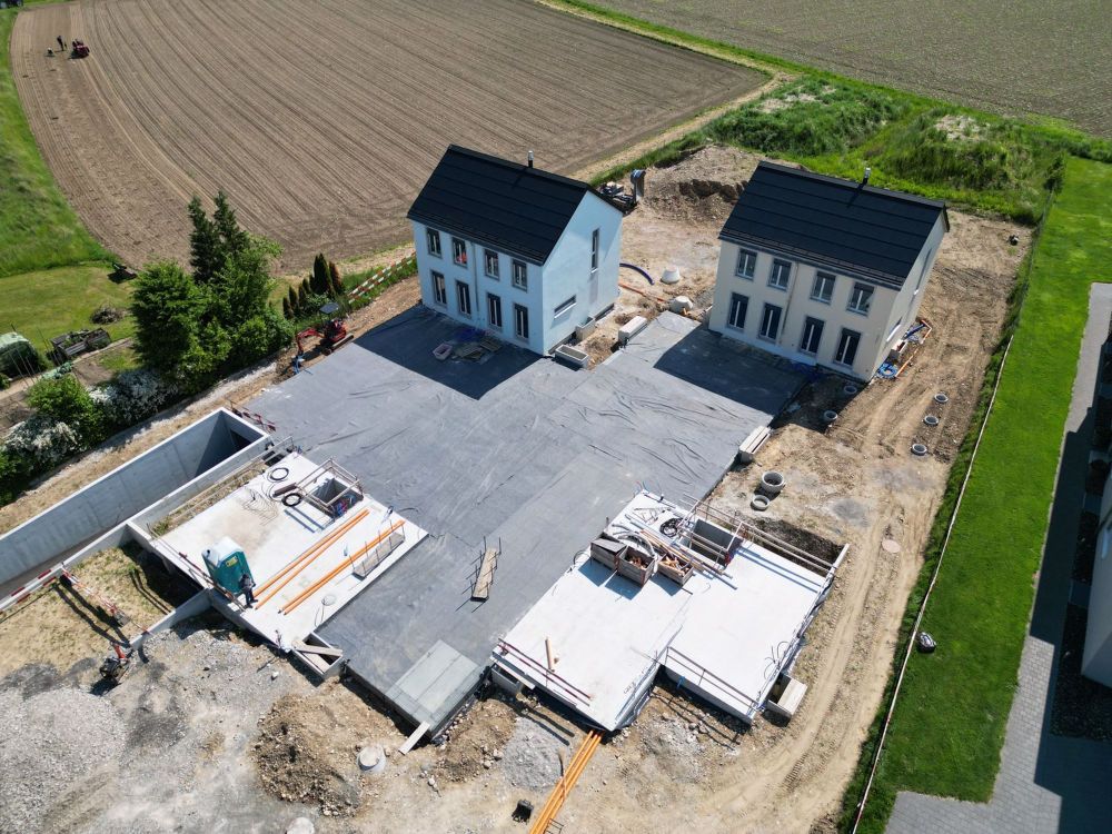 Einfamilienhaus im Grünen mit Einstellhalle und Gartenparzelle - Bild 3