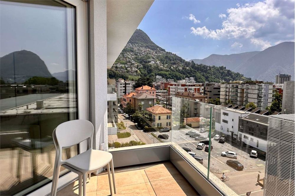 Neue 2,5-Zimmer-Wohnung mit Balkon - Bild 1