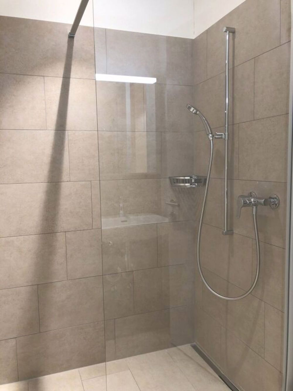 grosszügig und luftig - Ihr neues Zuhause an idealer Lage - Dusche / WC