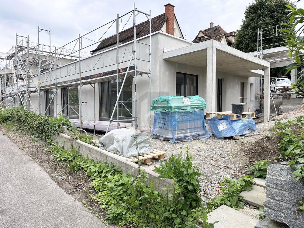 EINZIGARTIG MIT GROSSEM GARTEN - Bild 1