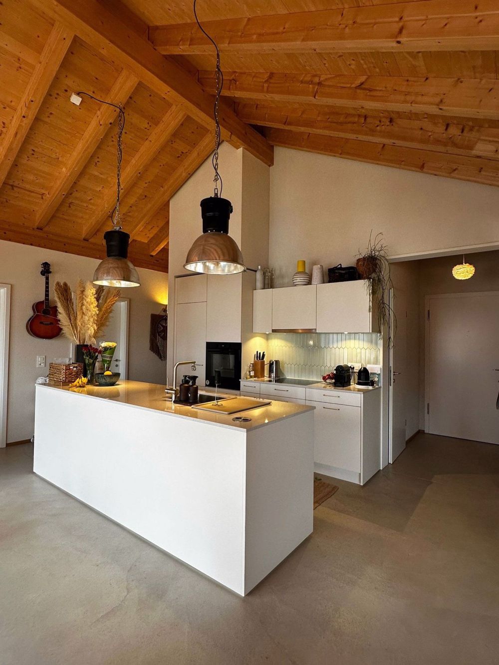 Traumhafte 4.5 Zi Dachwohnung - Nusshof BL - Bild 1