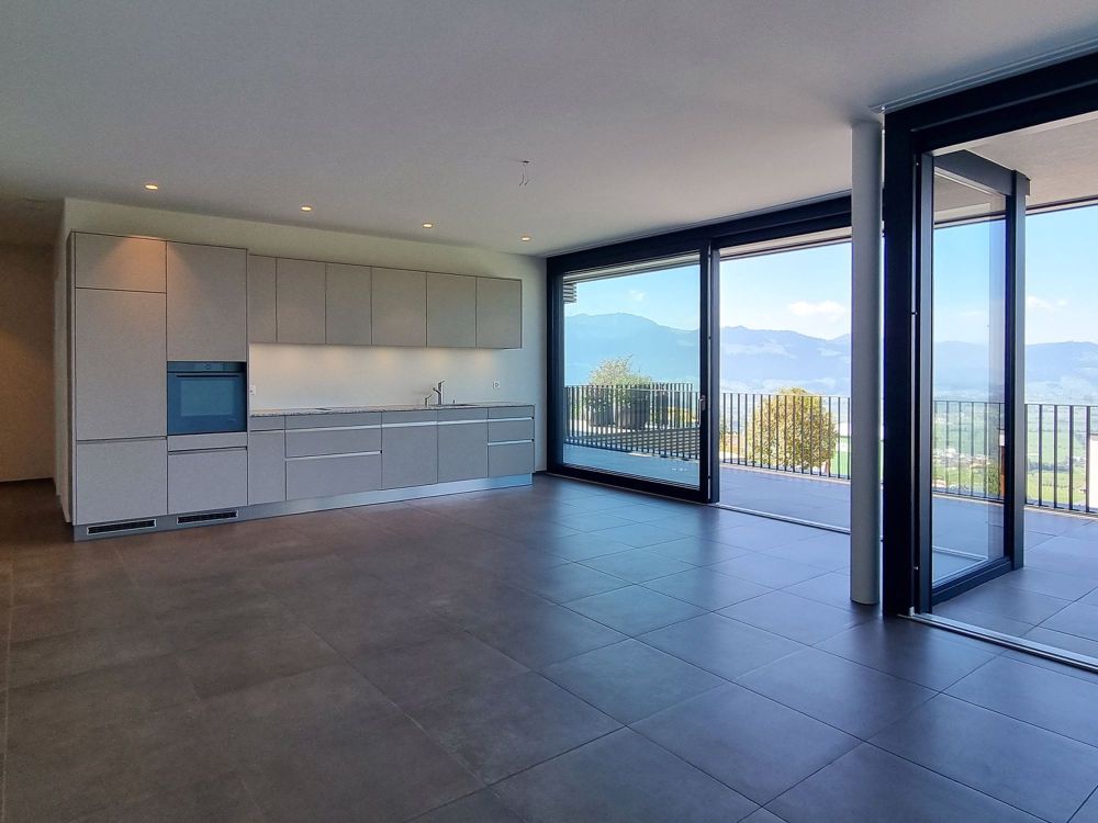 Terrassenwohnung an Top Panorama Lage mit unverbaubarer Berg- und Seesicht - Bild 3