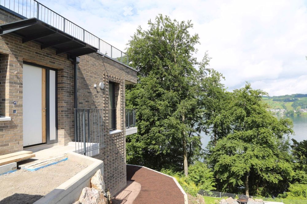 Erstbezug - Einfamilienhaus mit vollkommener Privatsphäre - Bild 1