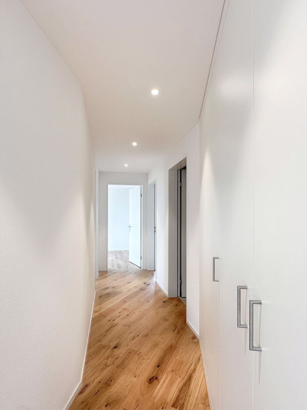 Modern Wohnen im Neubau! - Korridor