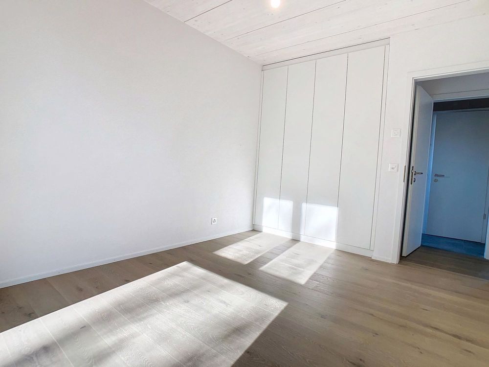 Villa NEUVE Côté Lac jumelée par les garages - Bild 9