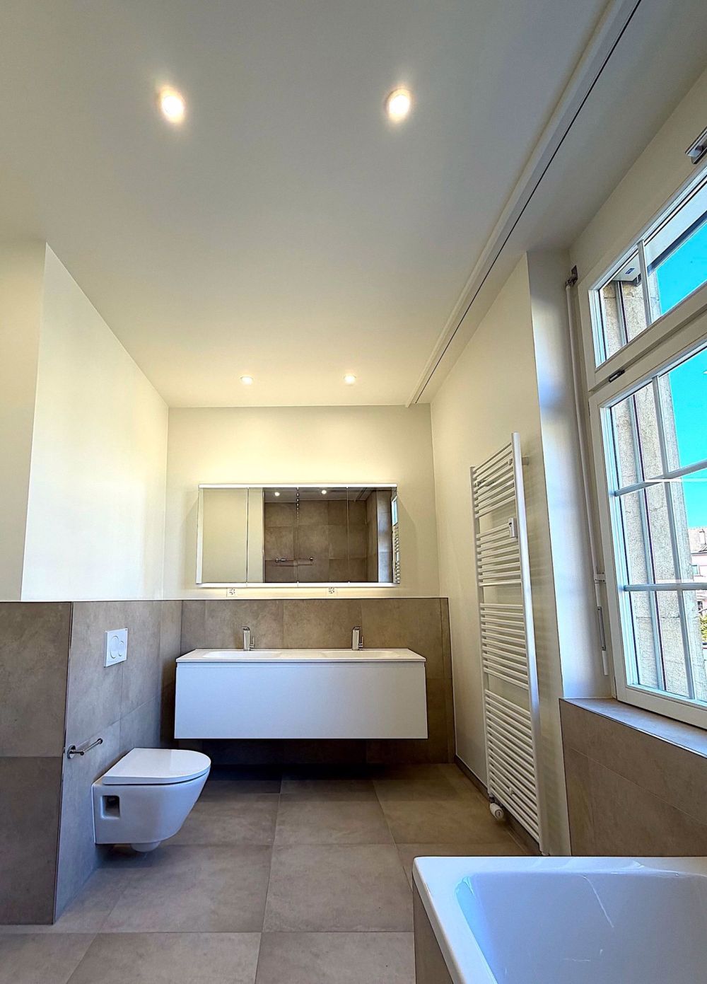 Moderne 3.5 Zimmer Etagenwohnung zentral gelegen - Bild 12