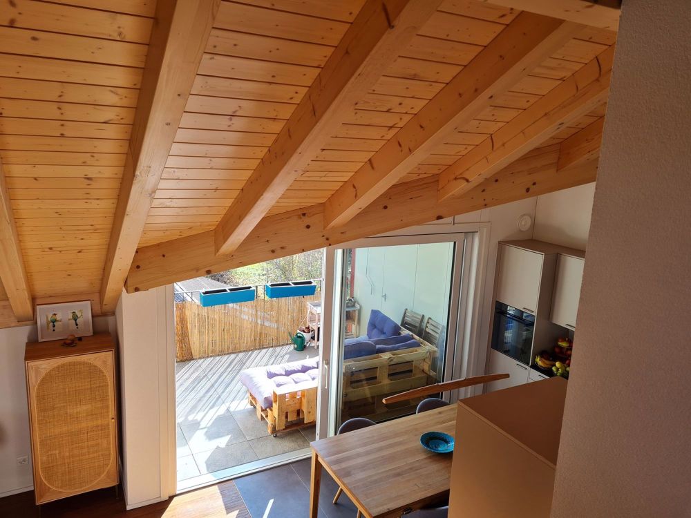 4.5-Zimmer-Maisonette-Wohnung mit traumhafter Bergsicht - Bild 8