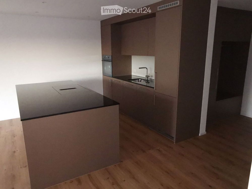 Moderne 2.5-Zimmer-Neubau-Wohnung mit Balkon in Herzogenbuchsee - Bild 2