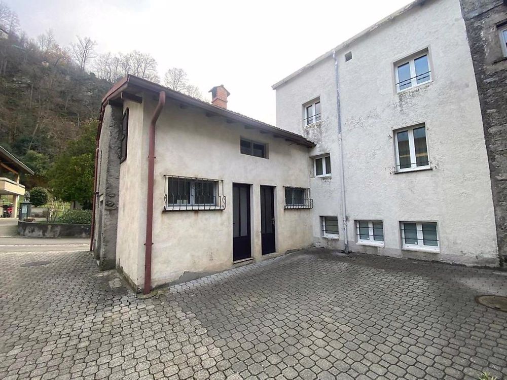 zentrale Lage zum Ausbauen / centrale, da riattare - Bild 1