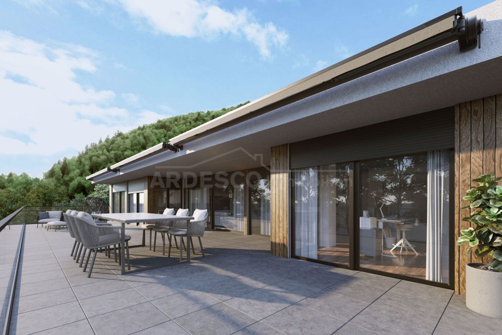 Weitblick Egerkingen - exklusives Wohnen mit Blick auf die Alpen! - Sonniger Sitzplatz für Lunch und gemütliche Momente