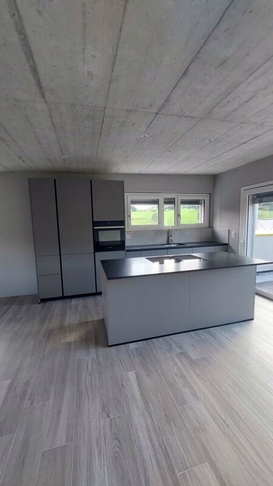 Attika mit Panoramaterrasse und 2 Suiten im Neubau - Bild 2