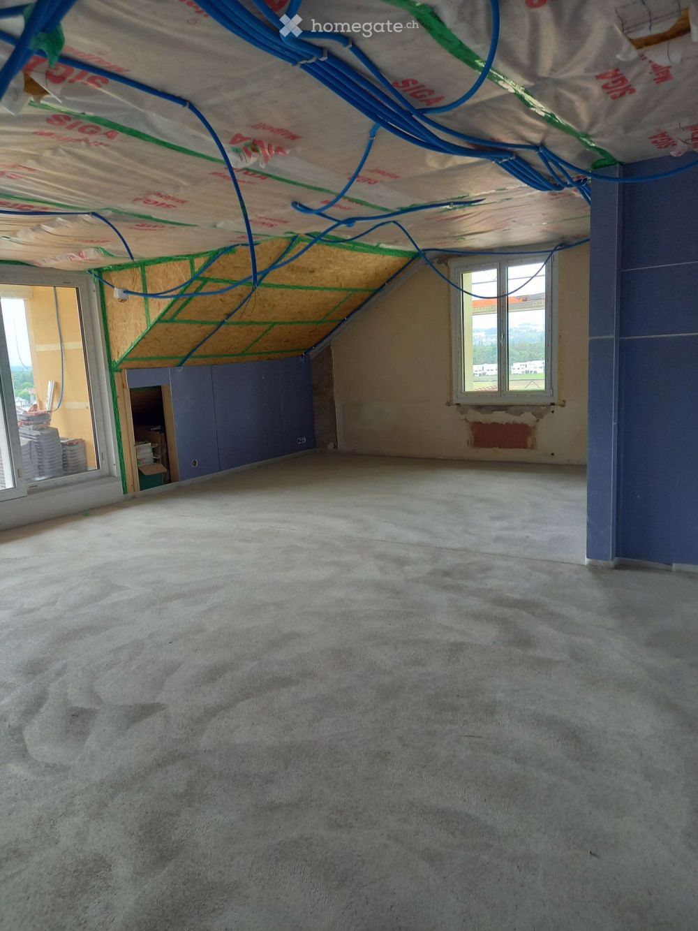 Moderne 3.5-Zimmer-Dachwohnung mit Bergblick in Heimberg - Bild 4