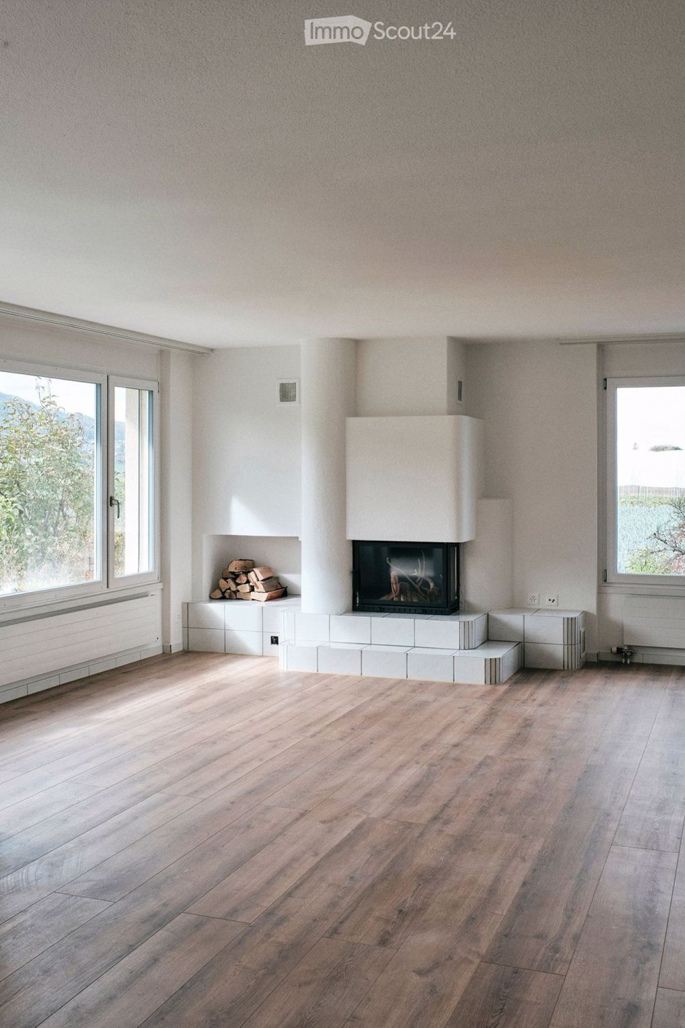 Neu renovierte helle 4.5-Zimmer-Wohnung mit Weitblick - Bild 2