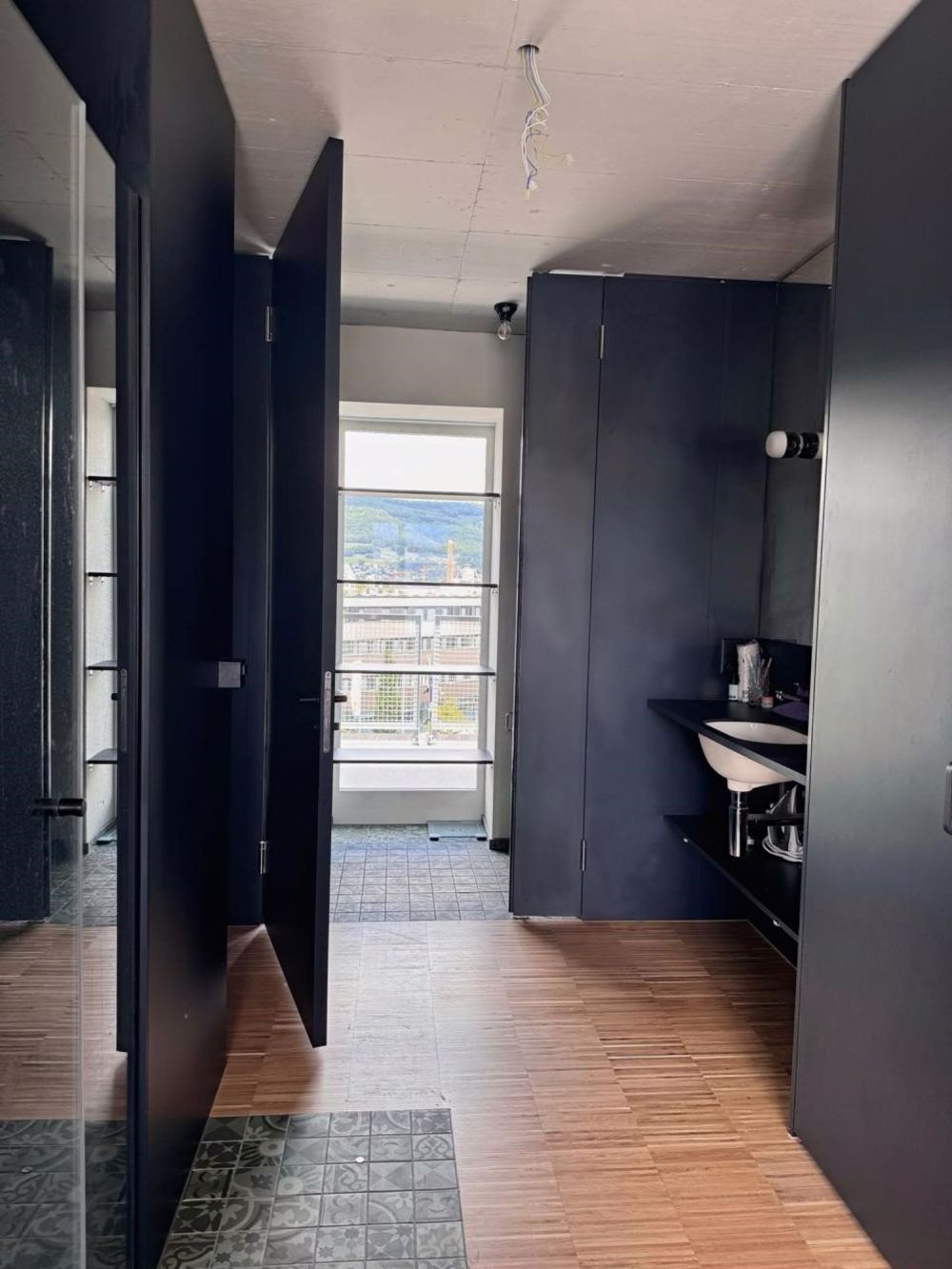 Tolles Loft an perfekter Lage im Aarau - Badezimmer