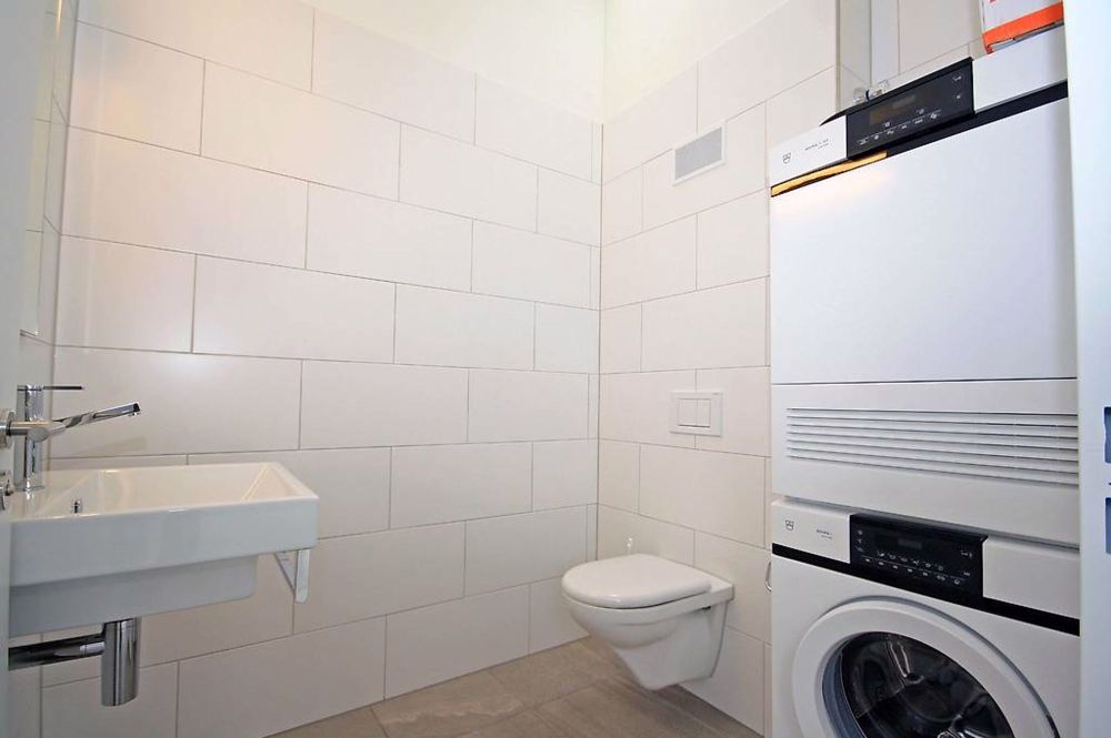 Moderne 4,5 Zimmer-Attika-Wohnung - Bild 2