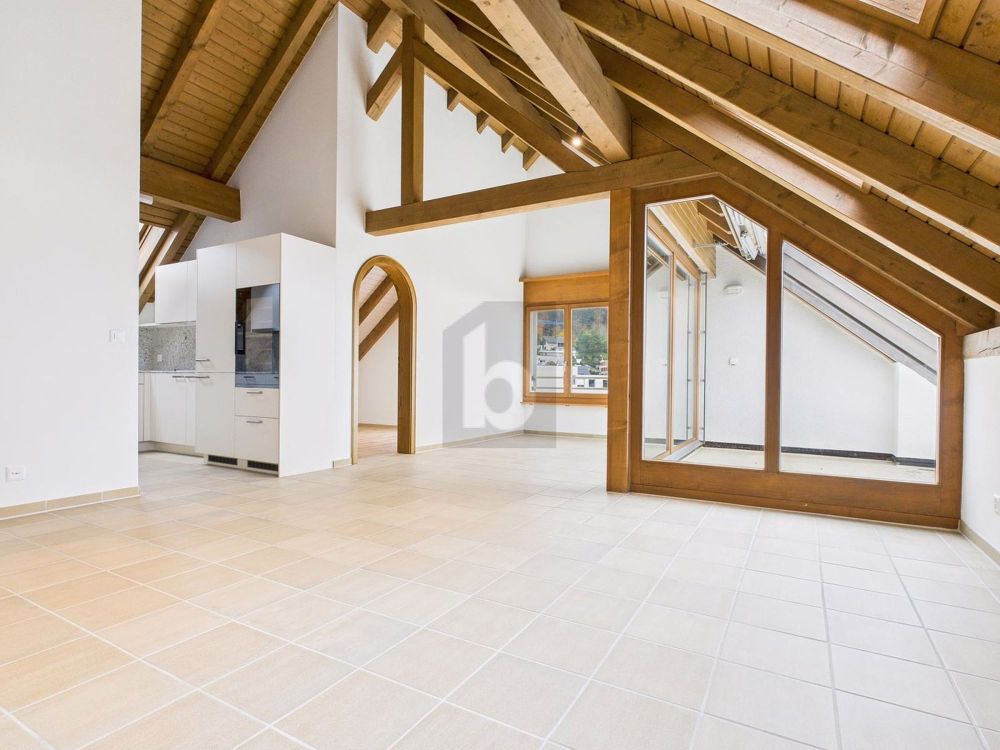 FRISCH RENOVIERT, MIT AUSSICHT AUF DAS LIMMATTAL - Bild 2