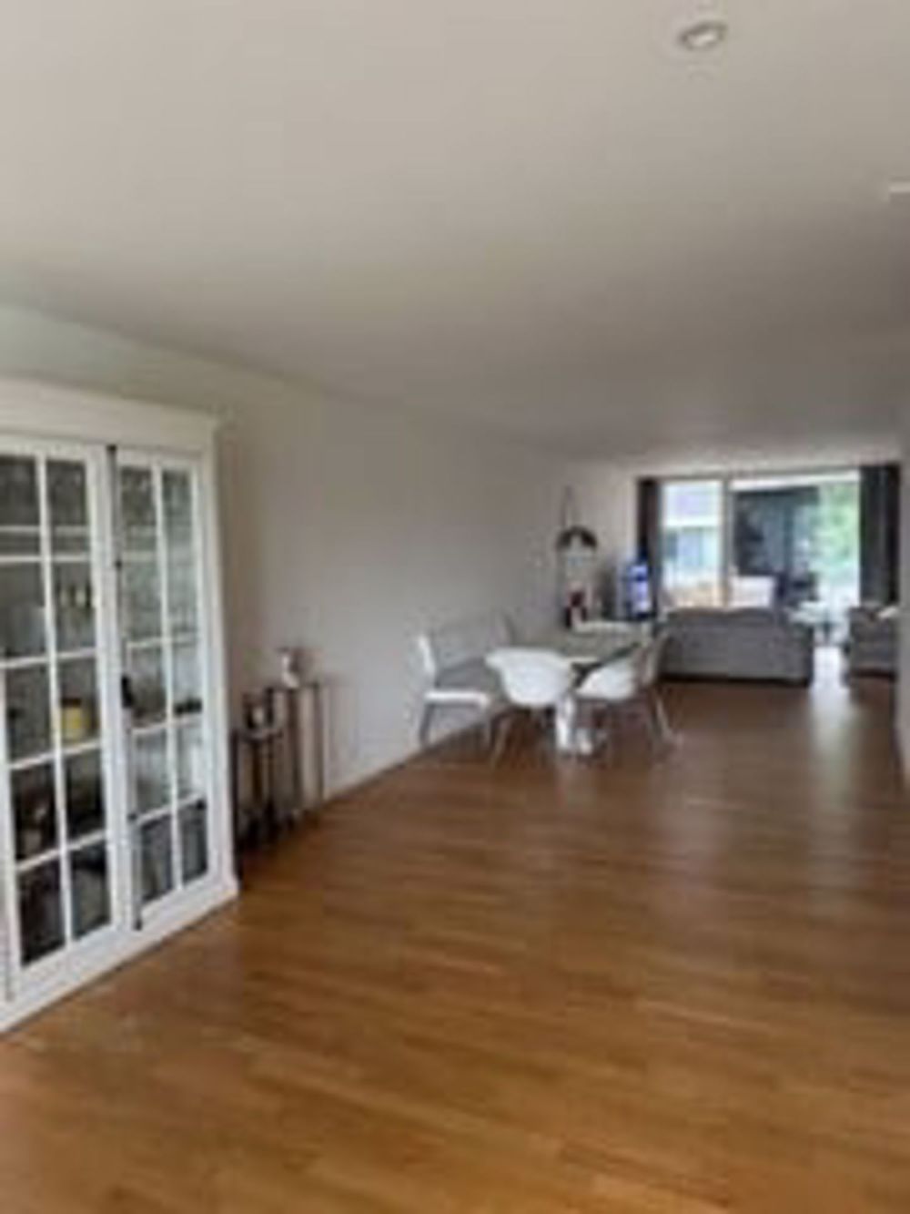 Modern 3.5-room apartment in new building with balcony in Zug - Bild 3