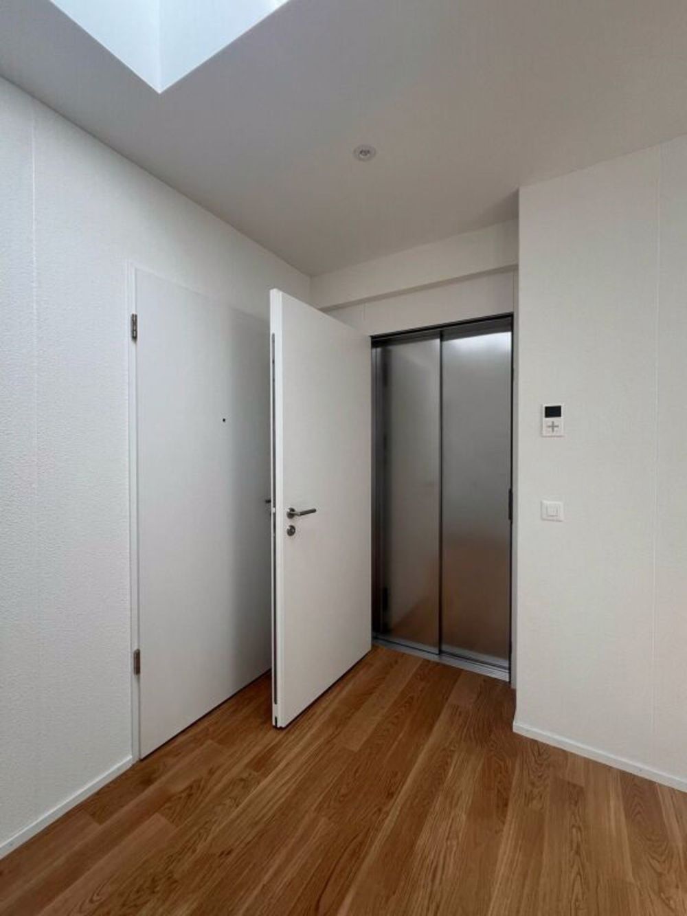 4.5-Zimmerwohnung Attika in Honau - Bild 2