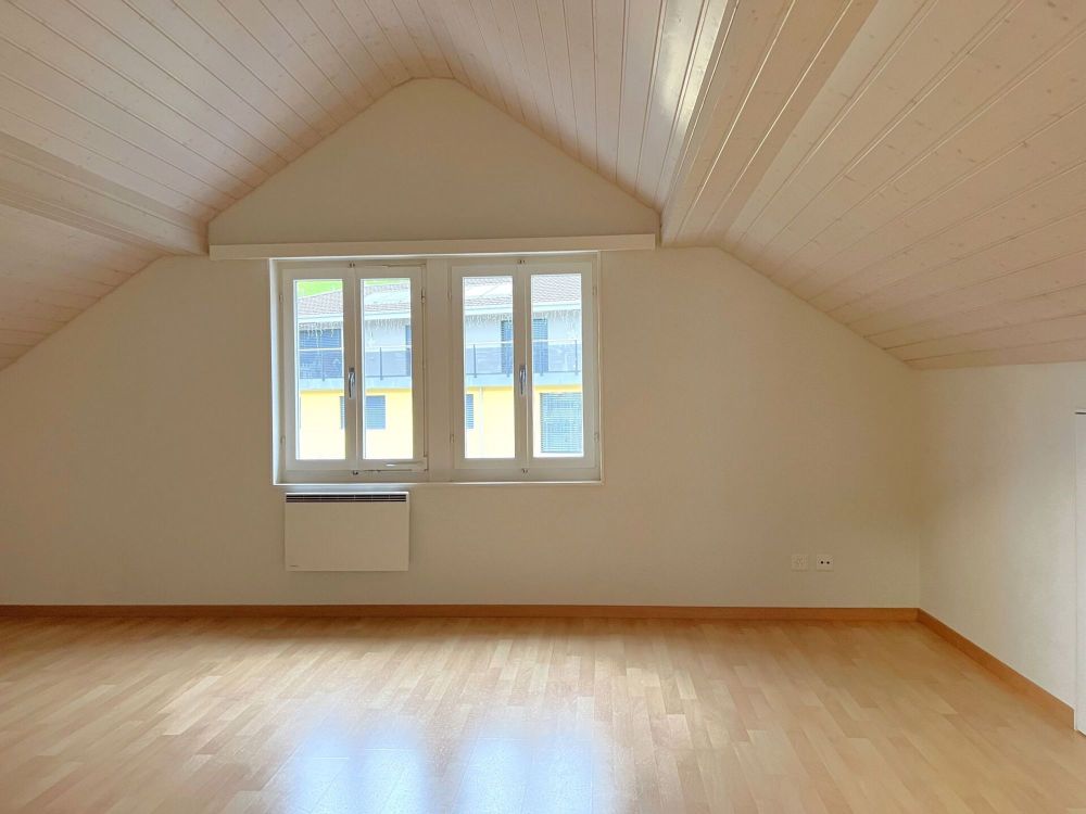 BEFRISTET - 2.5 Zimmerwohnung nähe Bahnhof Schwyz - Bild 4