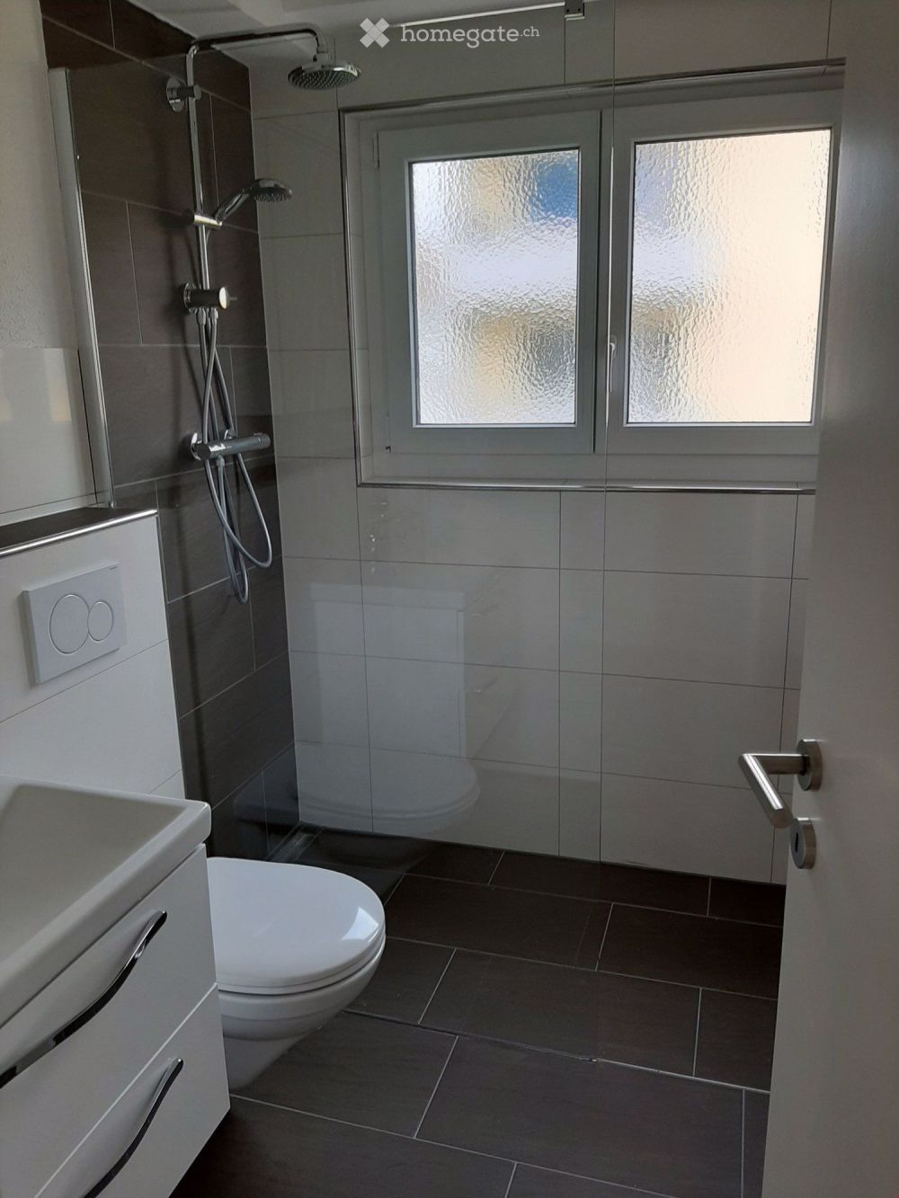 Schöne, grossräumige, helle 3 ½-Zimmer-Wohnung zu vermieten - Bild 4