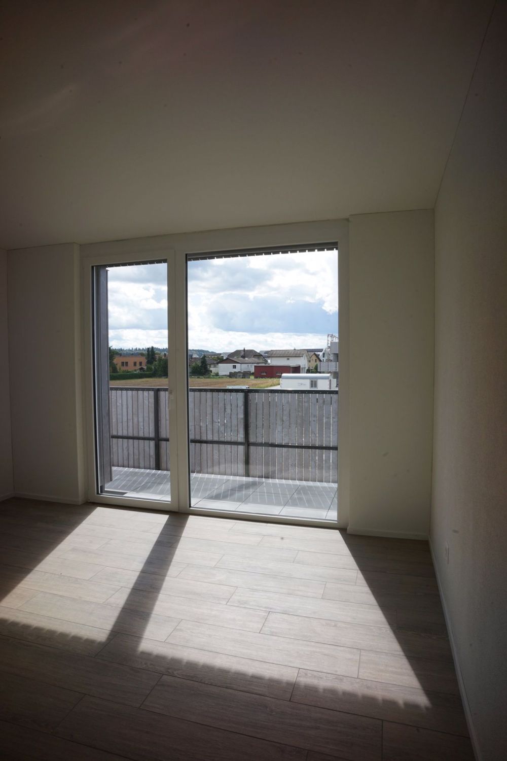 Neubau - Erstbezug in topmoderne, lichtdurchflutete Wohnung - Bild 4