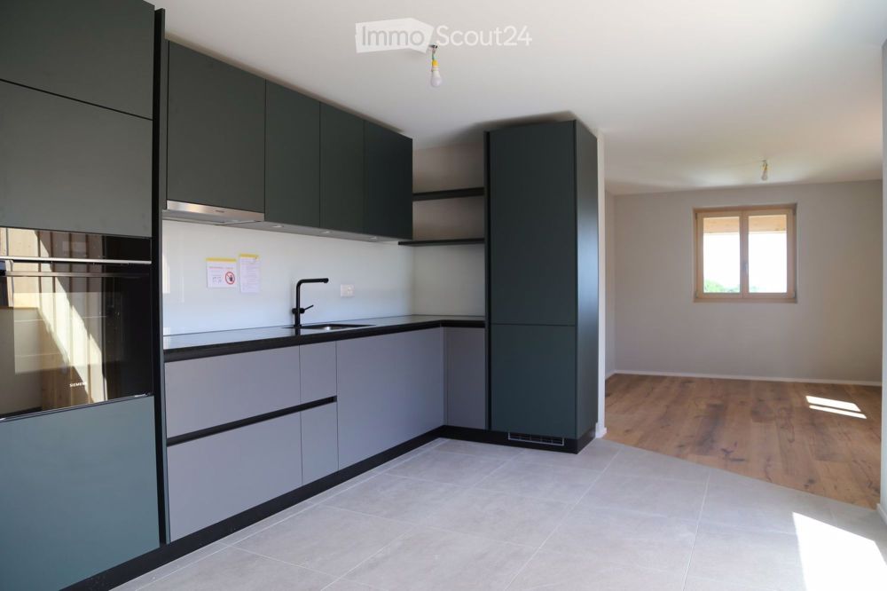 Prächtige 4.5-Zimmer-Neuwohnung in Villarlod - Bild 1