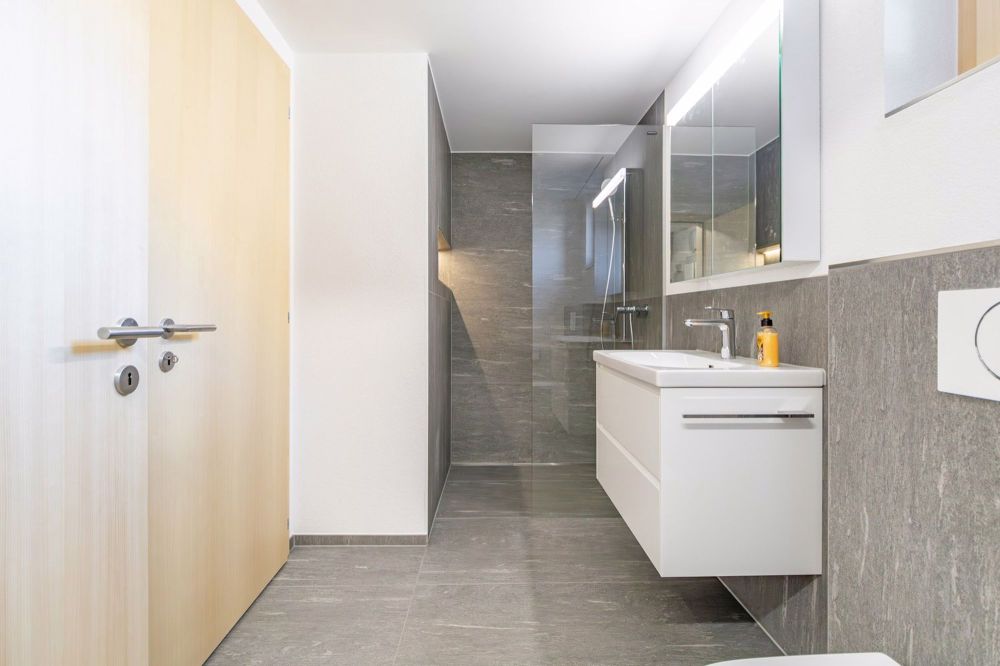 Exklusives Wohnen in Termen – Erstvermietung nach hochwertigem Umbau eines ehemaligen Stalls - Bild 9