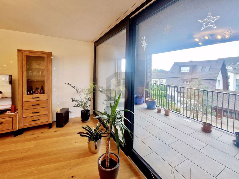 TOP MODERN MIT 2 GROSSEN LOGGIAS - Bild 3